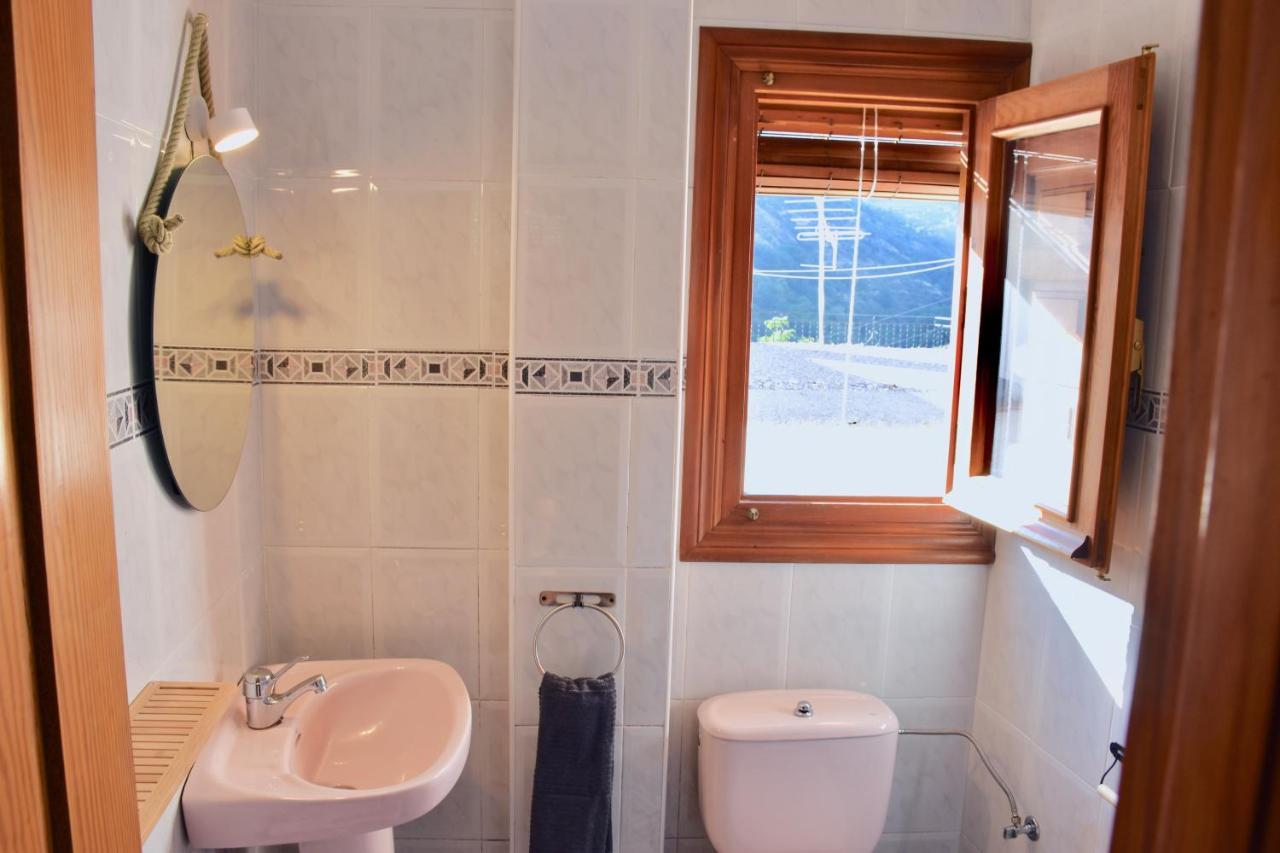 Alojamiento Ruta Del Mulhacen Apartment ปัมปาเนย์รา ภายนอก รูปภาพ